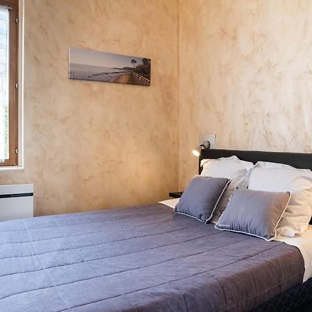Hotel De La Gare Latresne Dış mekan fotoğraf