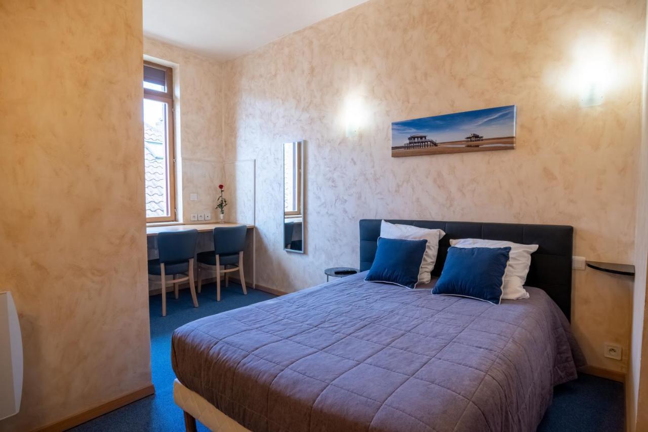 Hotel De La Gare Latresne Dış mekan fotoğraf